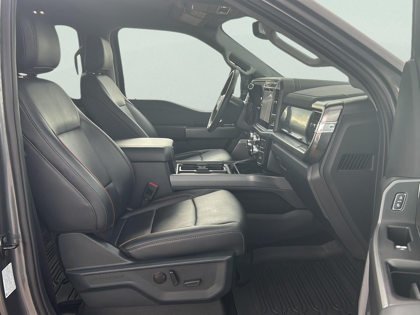2026 Ford Super Duty F-350 Lariat