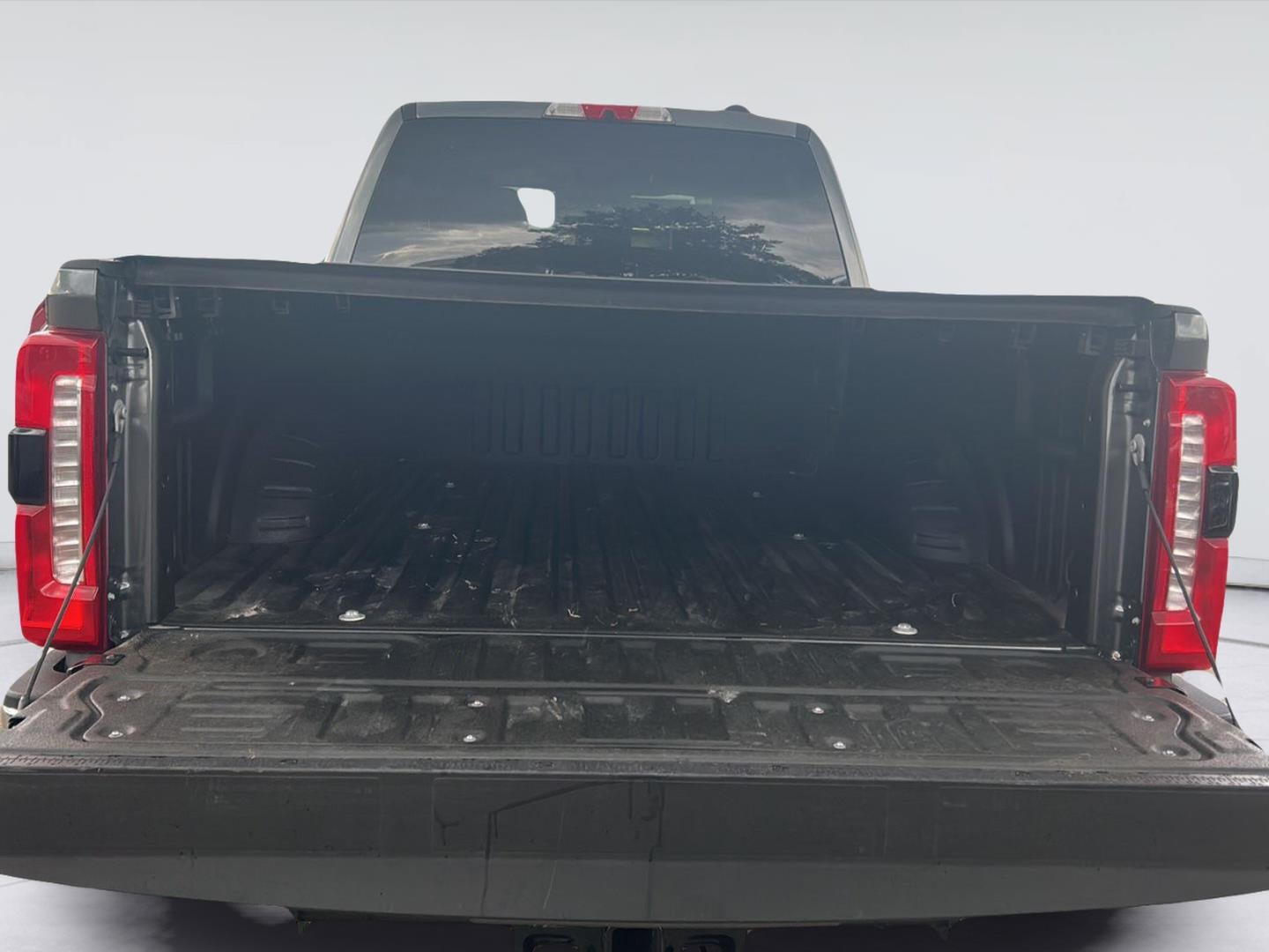 2026 Ford Super Duty F-350 Lariat