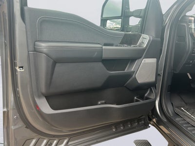 2026 Ford Super Duty F-350 Lariat