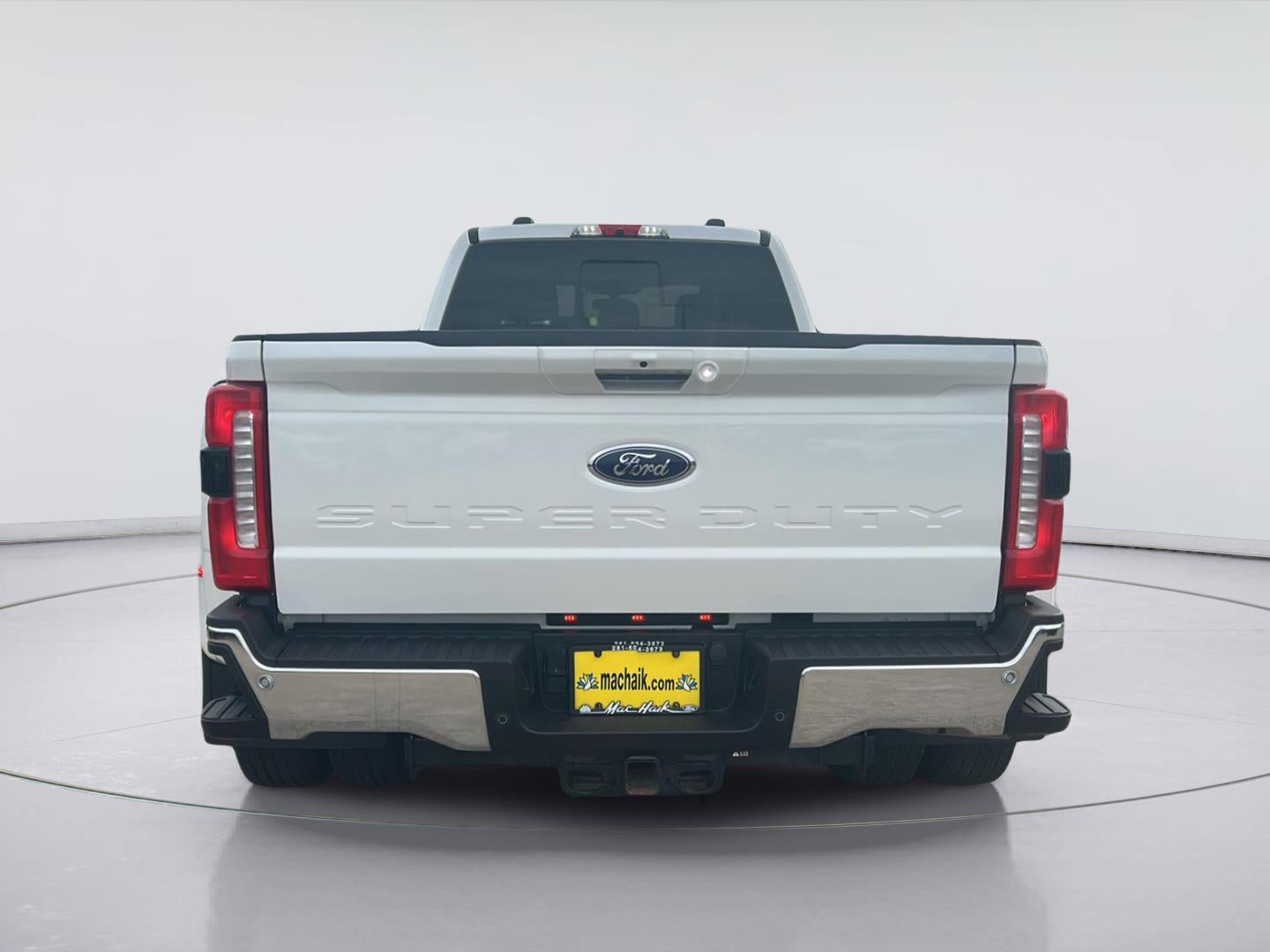 2024 Ford Super Duty F-350 DRW Lariat