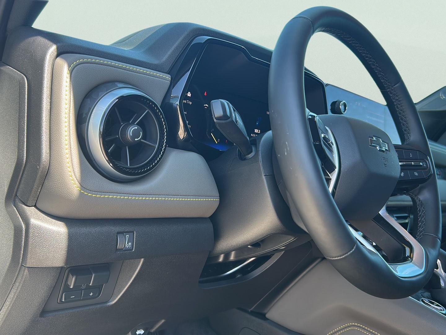 2023 Chevrolet Colorado 4WD ZR2