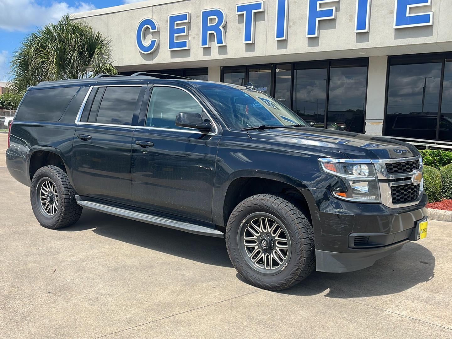 2020 Chevrolet Suburban LS