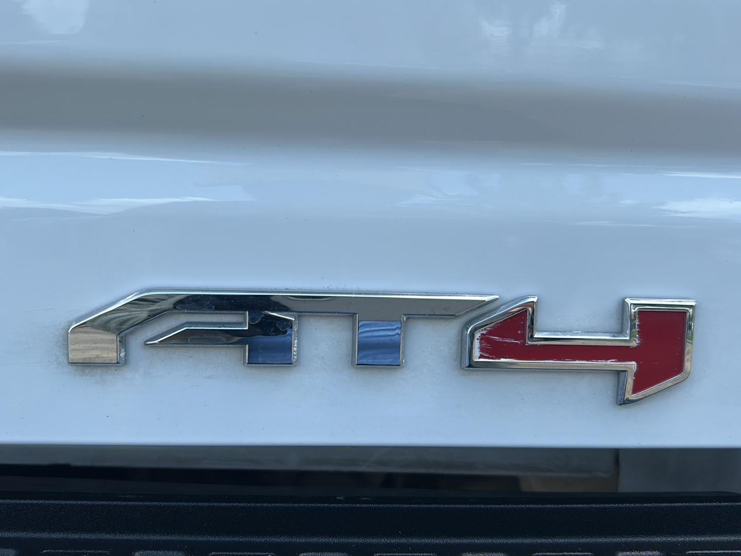 2024 GMC Sierra 2500HD AT4