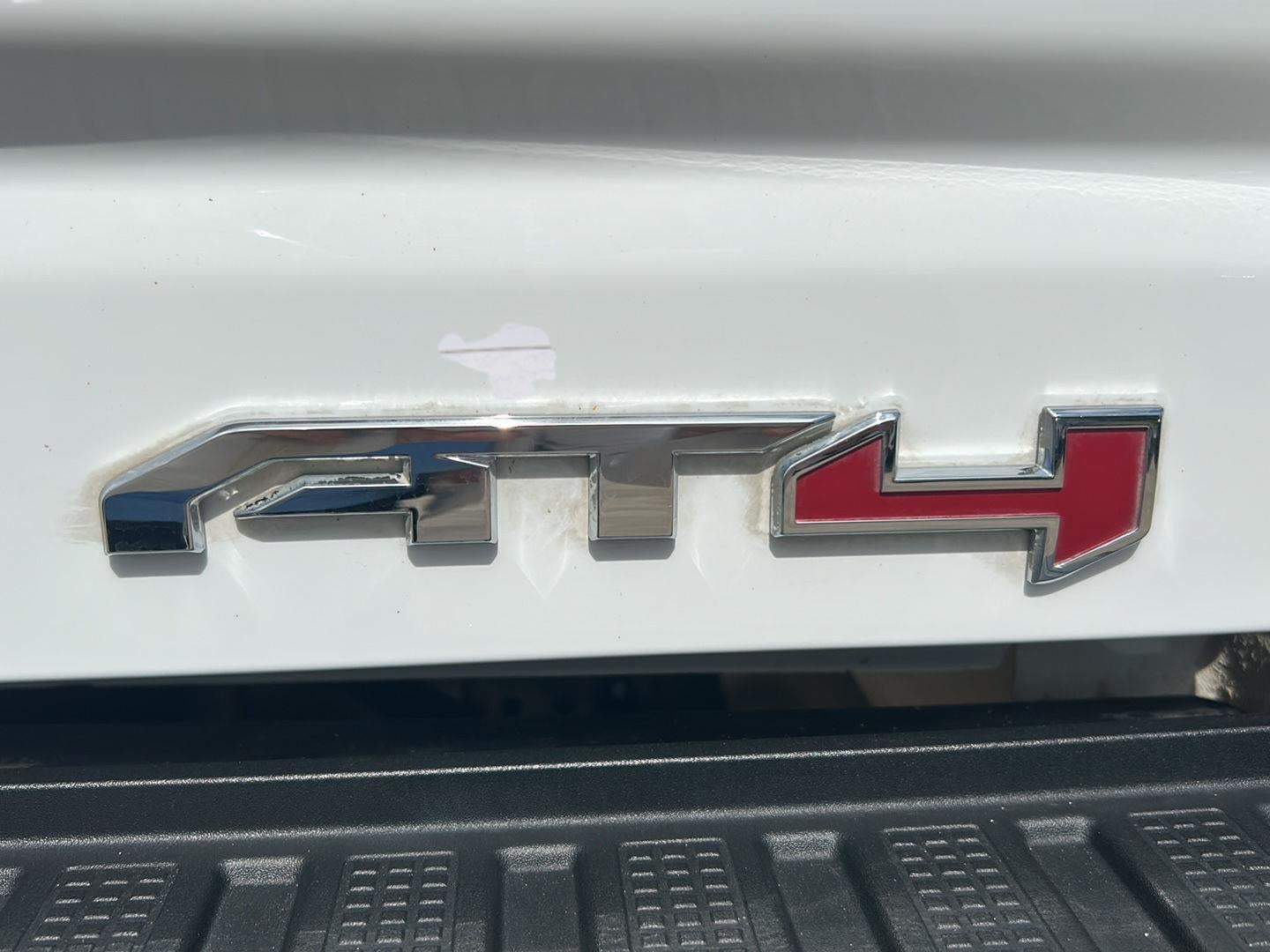2023 GMC Sierra 2500HD AT4