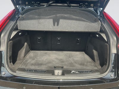 2024 Cadillac XT4 FWD Premium Luxury