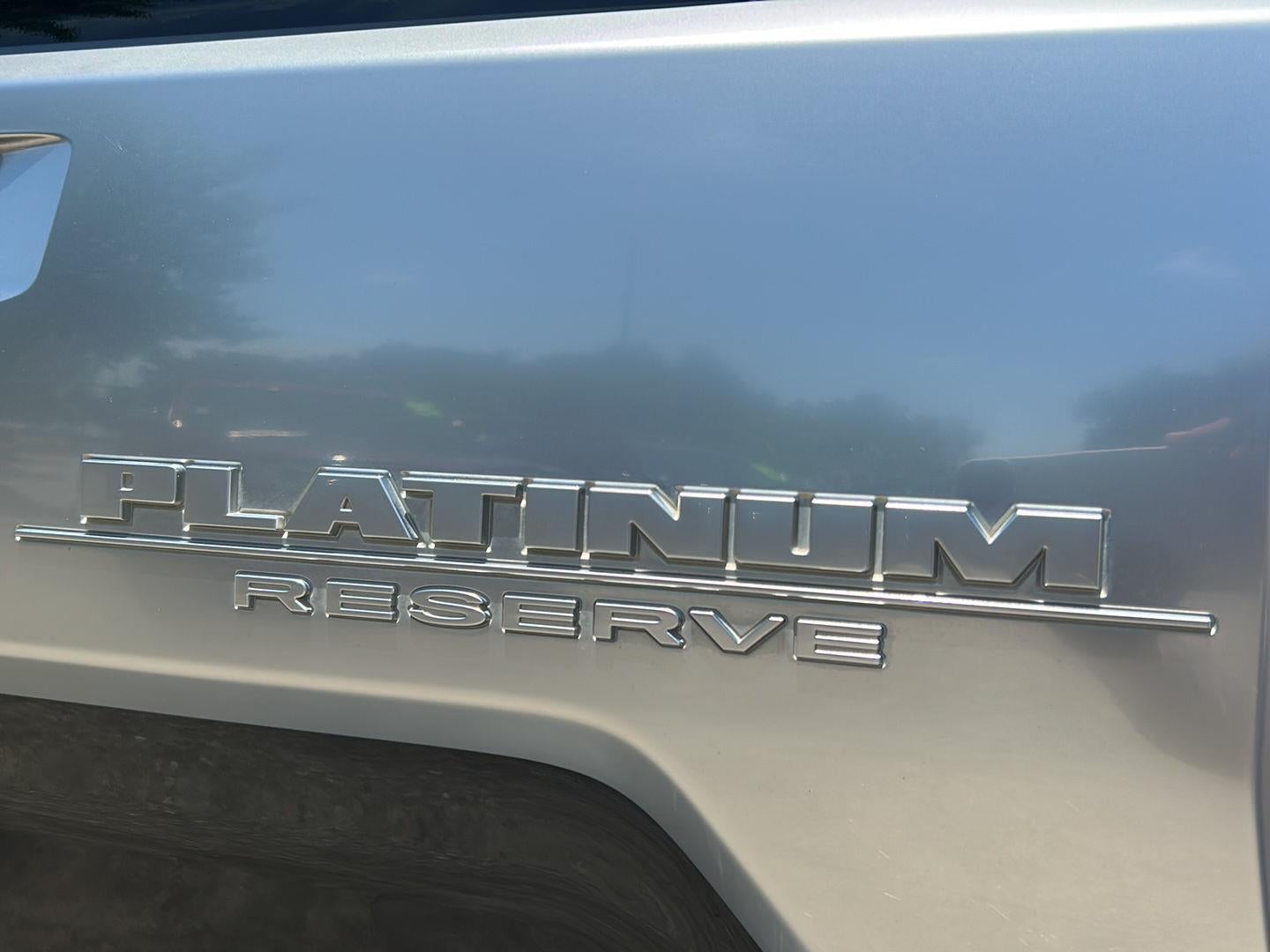 2021 Nissan Titan Platinum Reserve