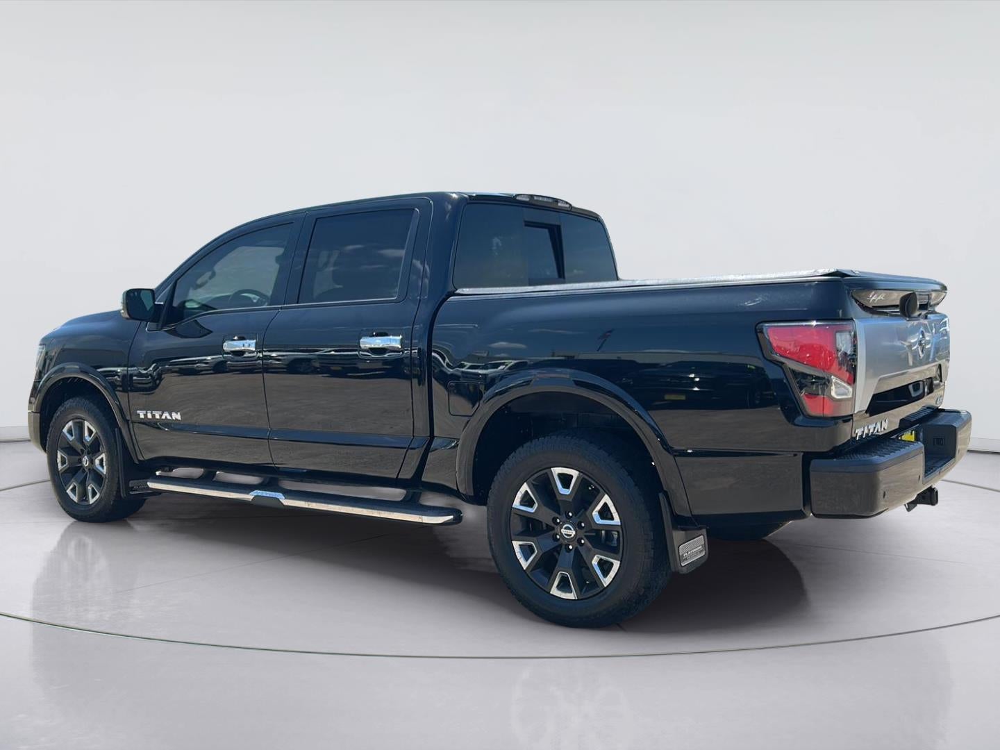2021 Nissan Titan Platinum Reserve