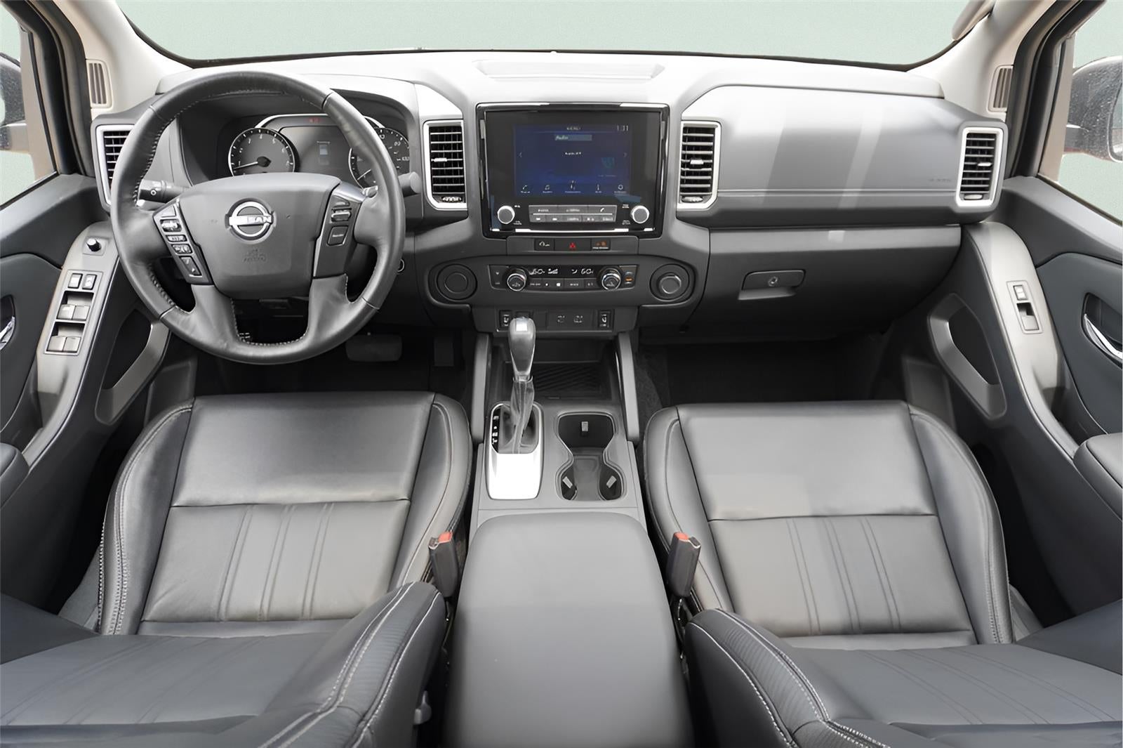 2024 Nissan Frontier SL