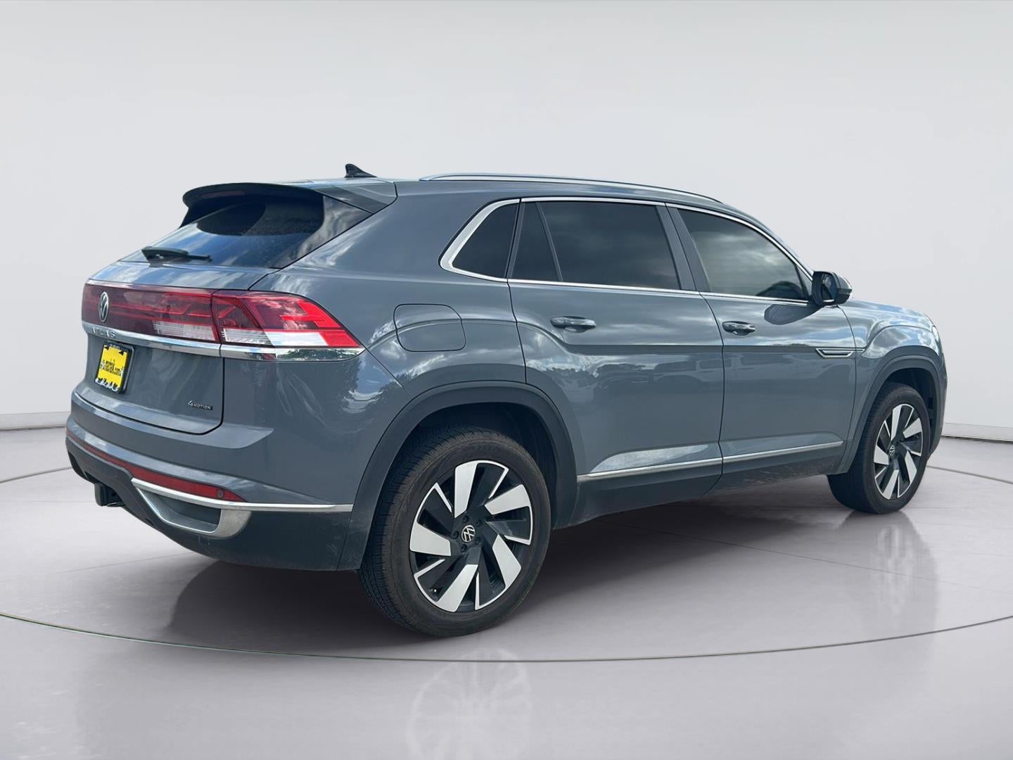 2024 Volkswagen Atlas Cross Sport 2.0T SEL