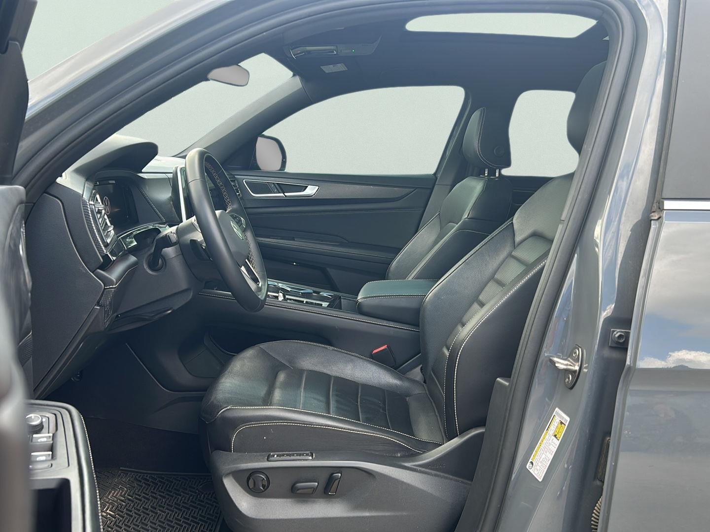 2024 Volkswagen Atlas Cross Sport 2.0T SEL