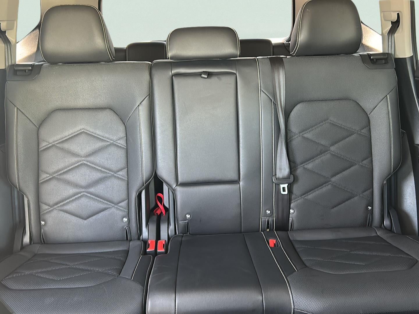 2025 Volkswagen Atlas 2.0T SE