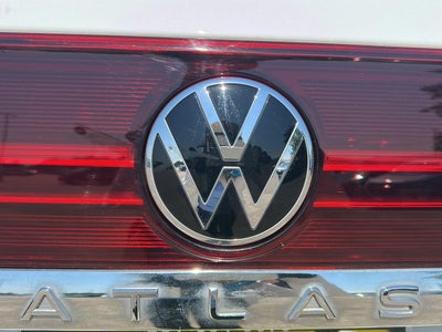 2025 Volkswagen Atlas 2.0T SE