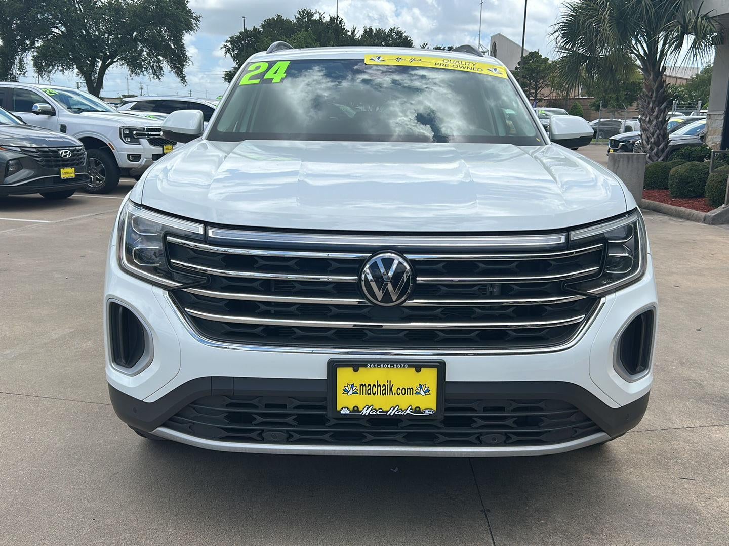 2024 Volkswagen Atlas 2.0T SE w/Technology