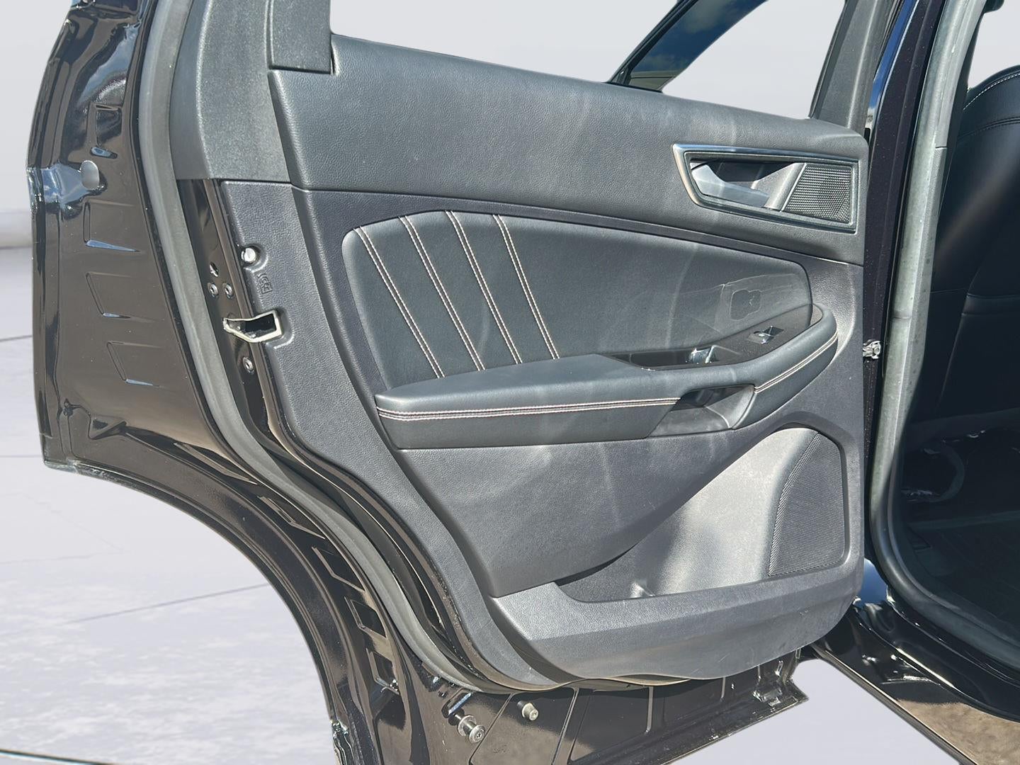 2020 Ford Edge ST