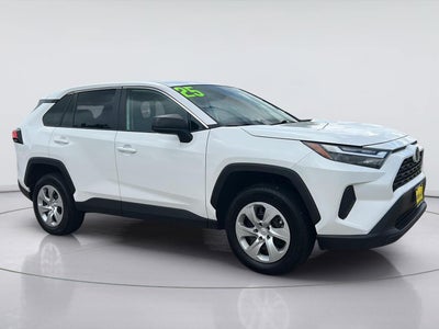 2025 Toyota RAV4 LE