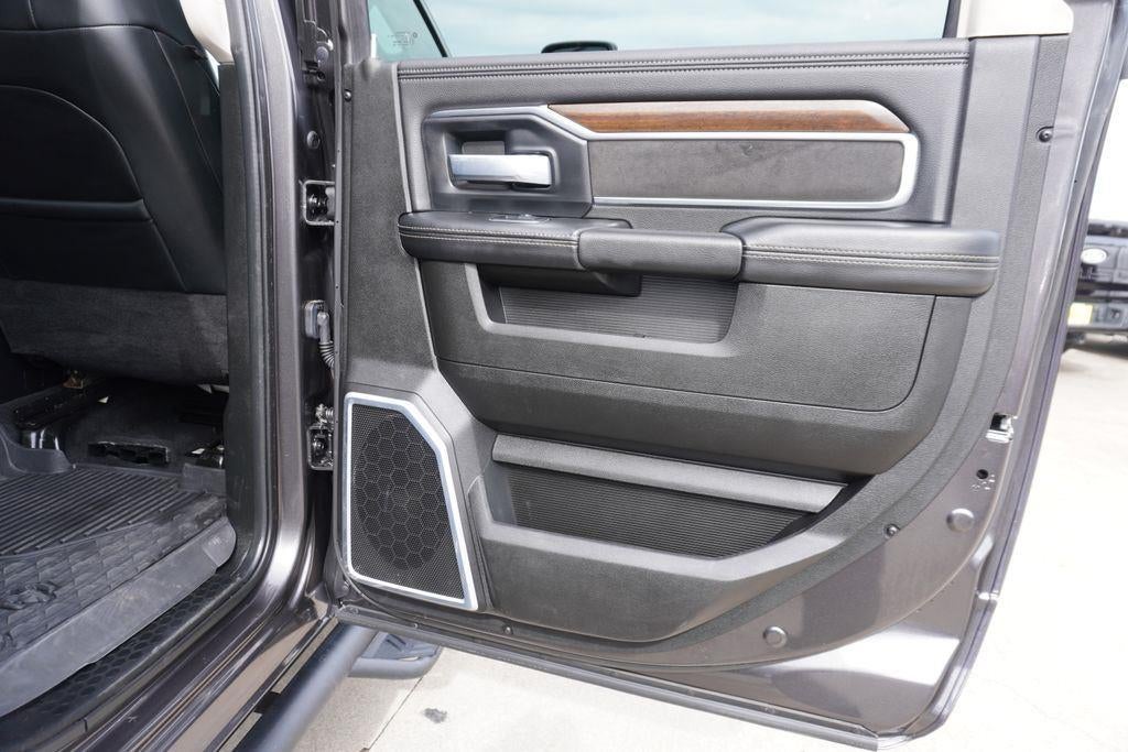 2024 RAM 3500 Laramie