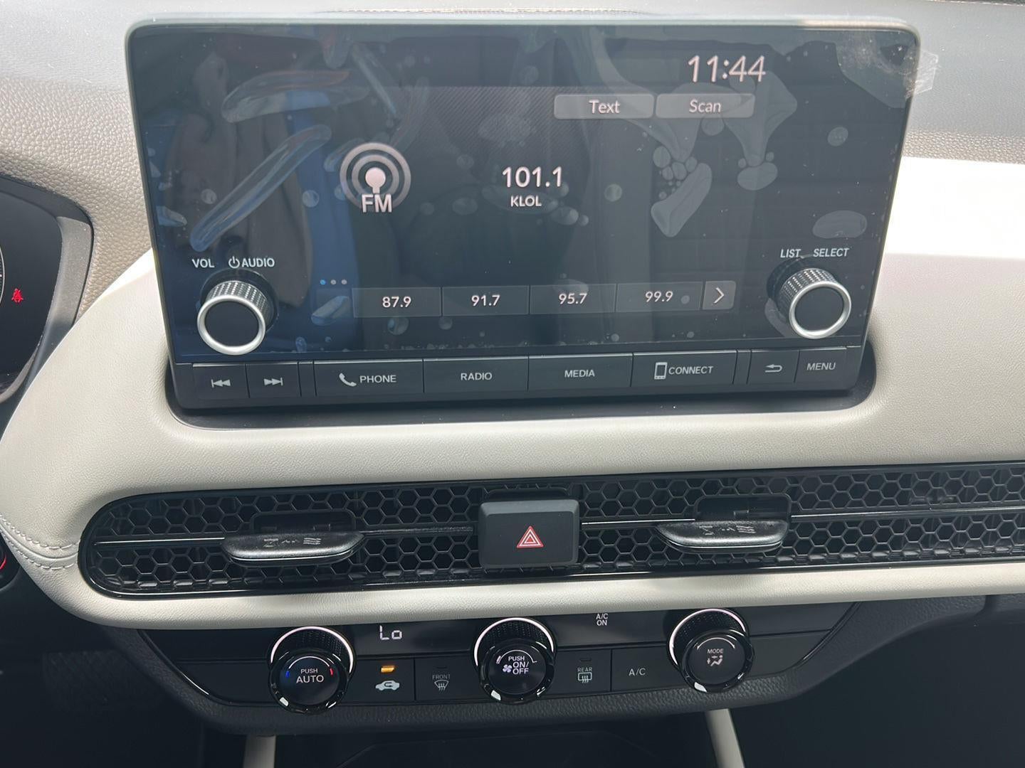 2025 Honda HR-V LX