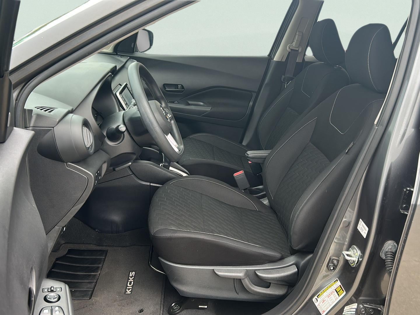 2021 Nissan Kicks S