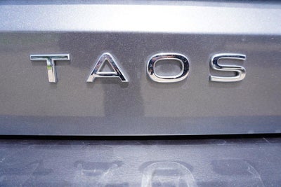 2024 Volkswagen TAOS Base