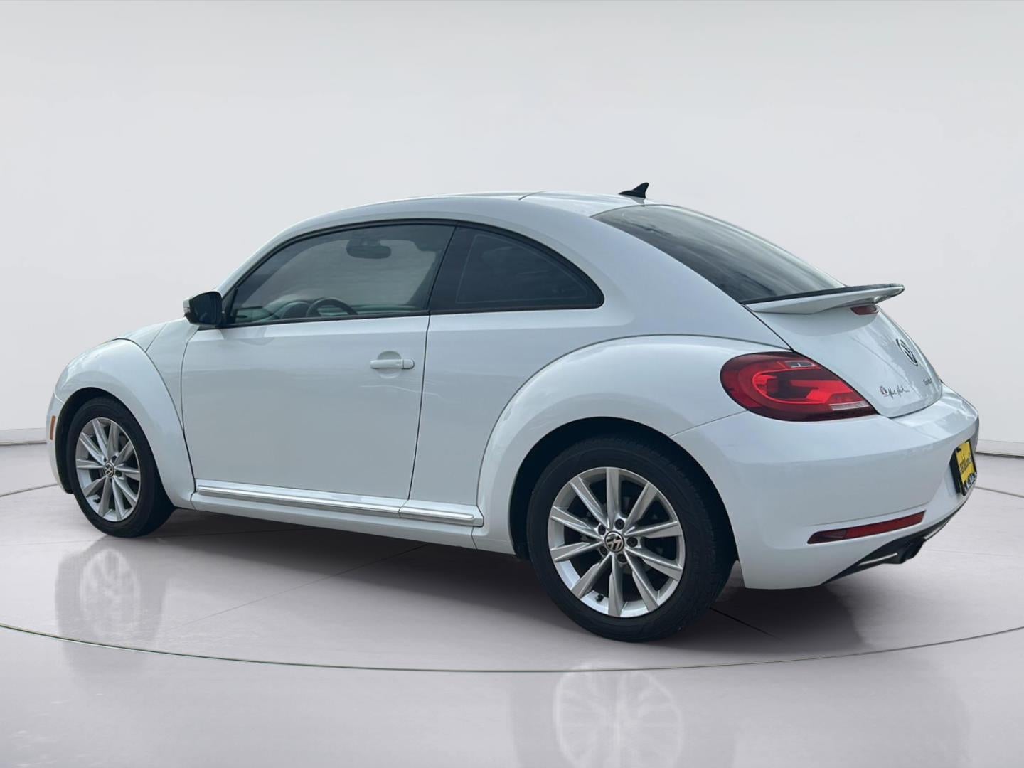 2017 Volkswagen Beetle 1.8T SE
