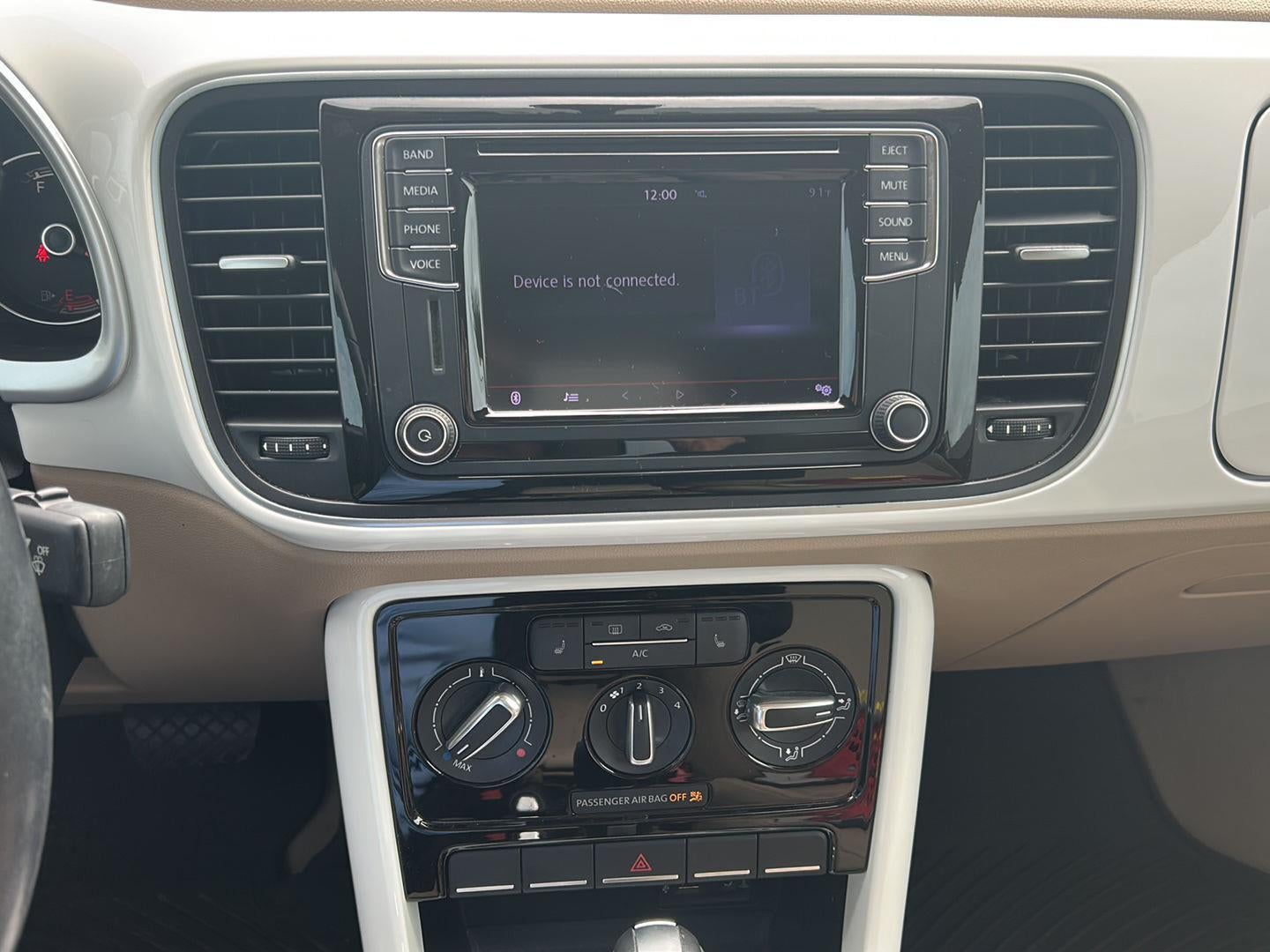 2017 Volkswagen Beetle 1.8T SE