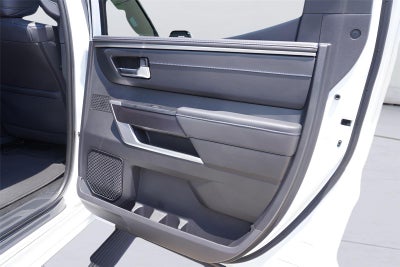 2023 Toyota Tundra Platinum HV
