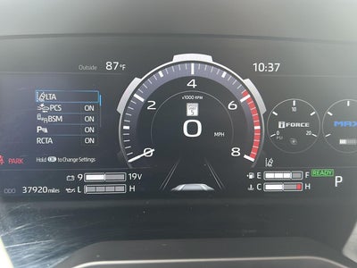 2024 Toyota Tundra Platinum HV