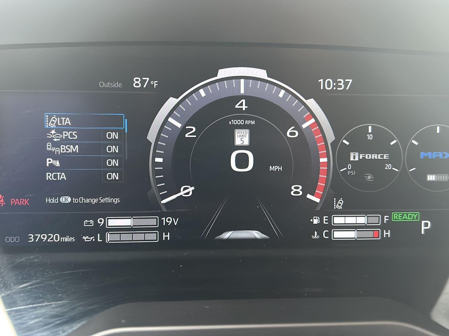 2024 Toyota Tundra Platinum HV