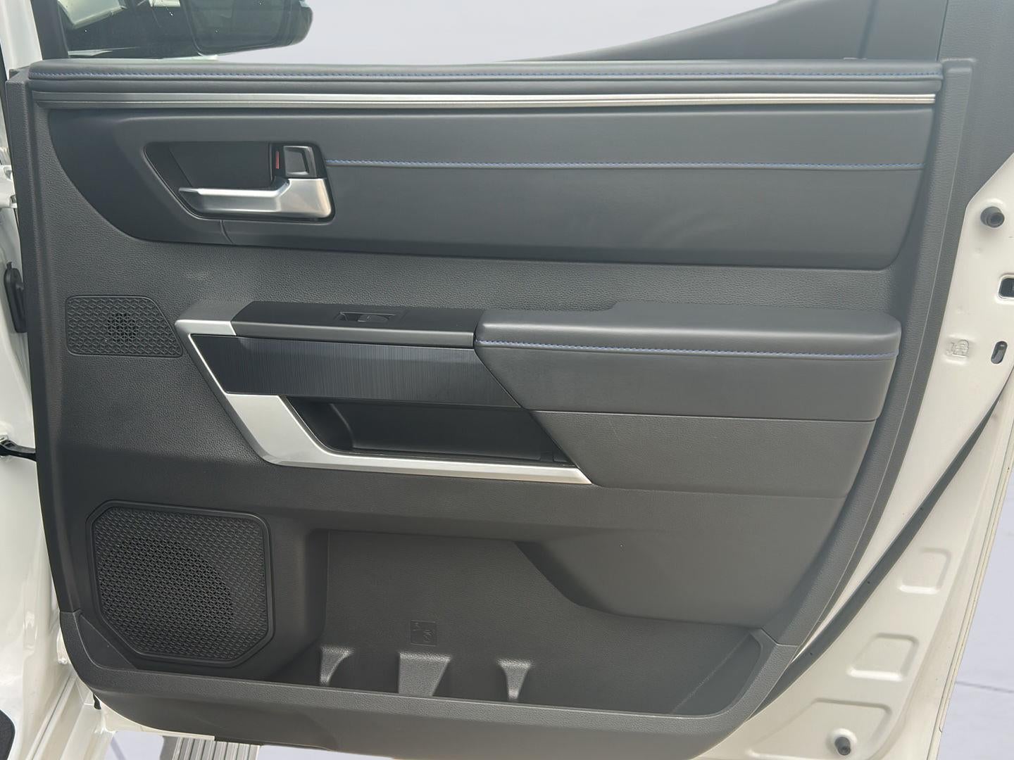 2024 Toyota Tundra Platinum HV