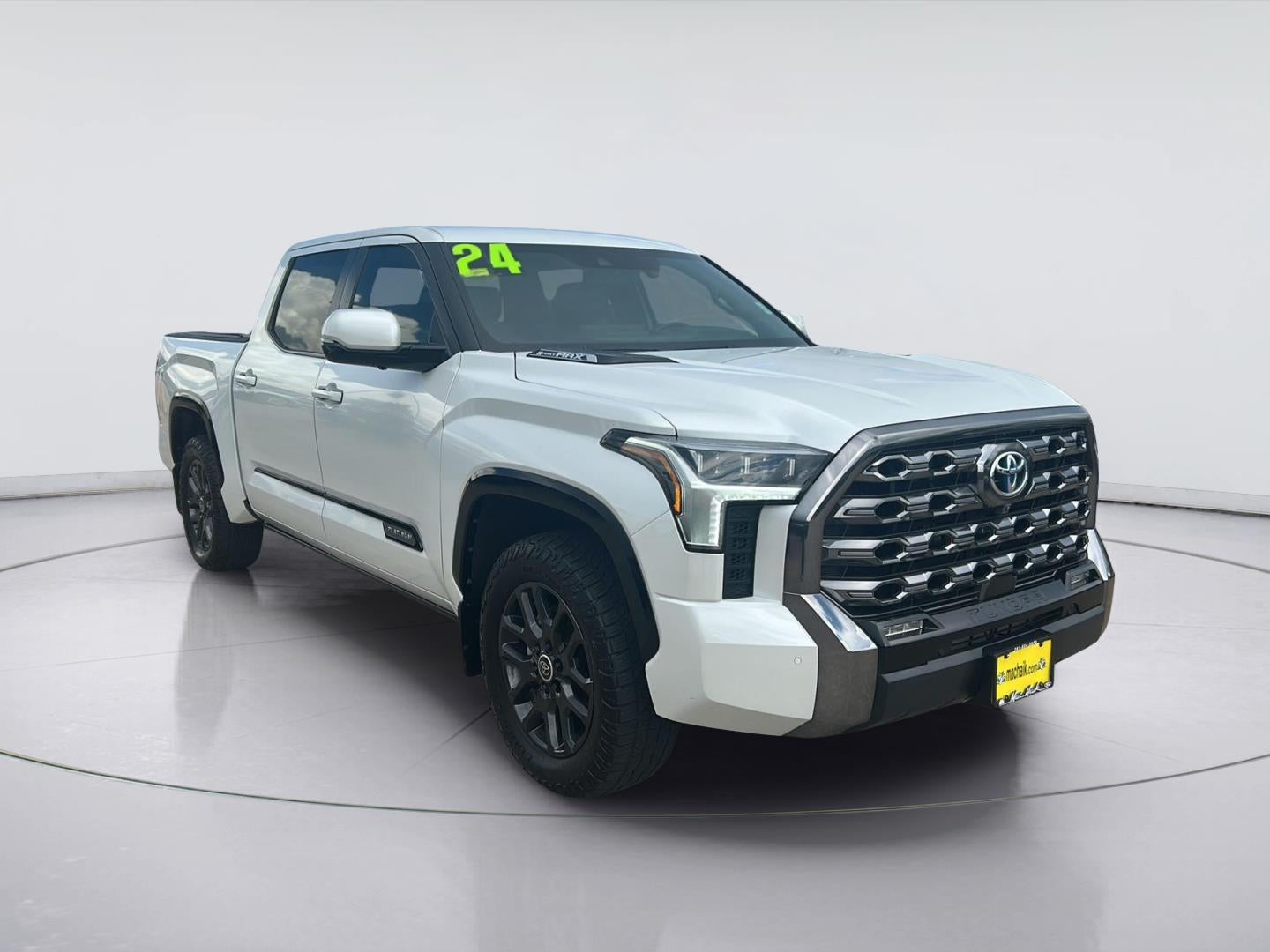 2024 Toyota Tundra Platinum HV
