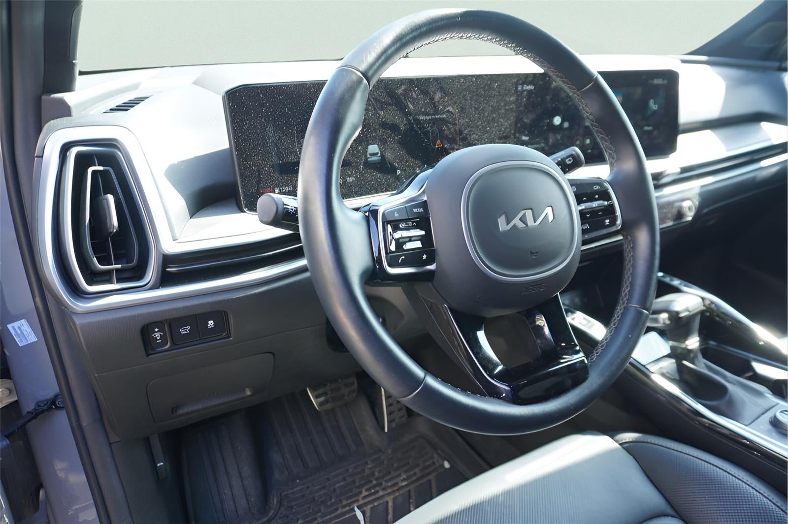 2024 Kia Sorento X-Pro SX-Prestige