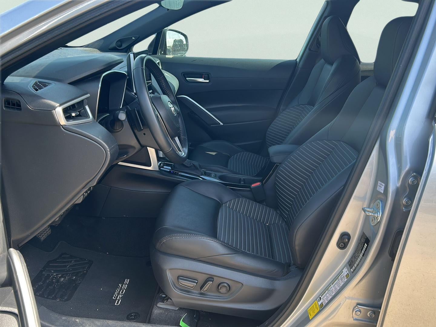2024 Toyota Corolla Cross Hybrid XSE