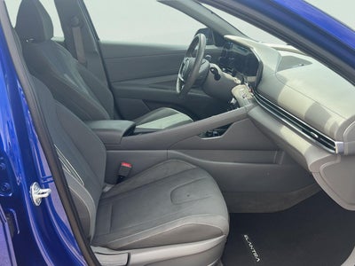 2025 Hyundai Elantra SEL