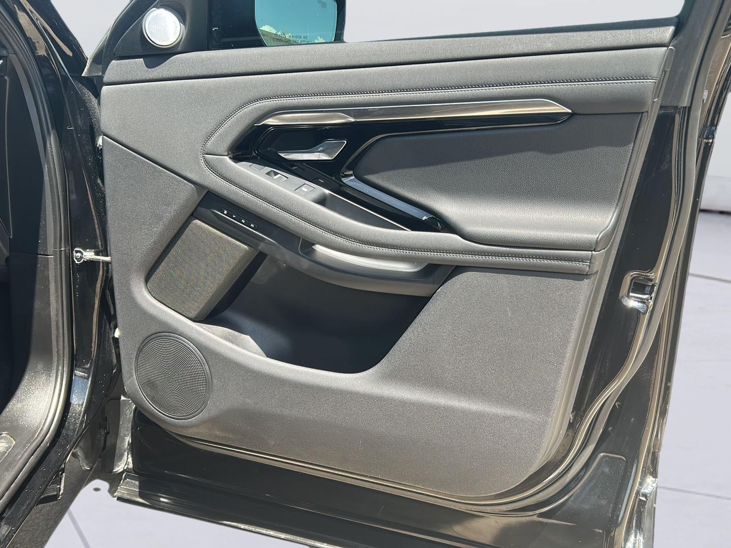2020 LANDROVER RANGE SE