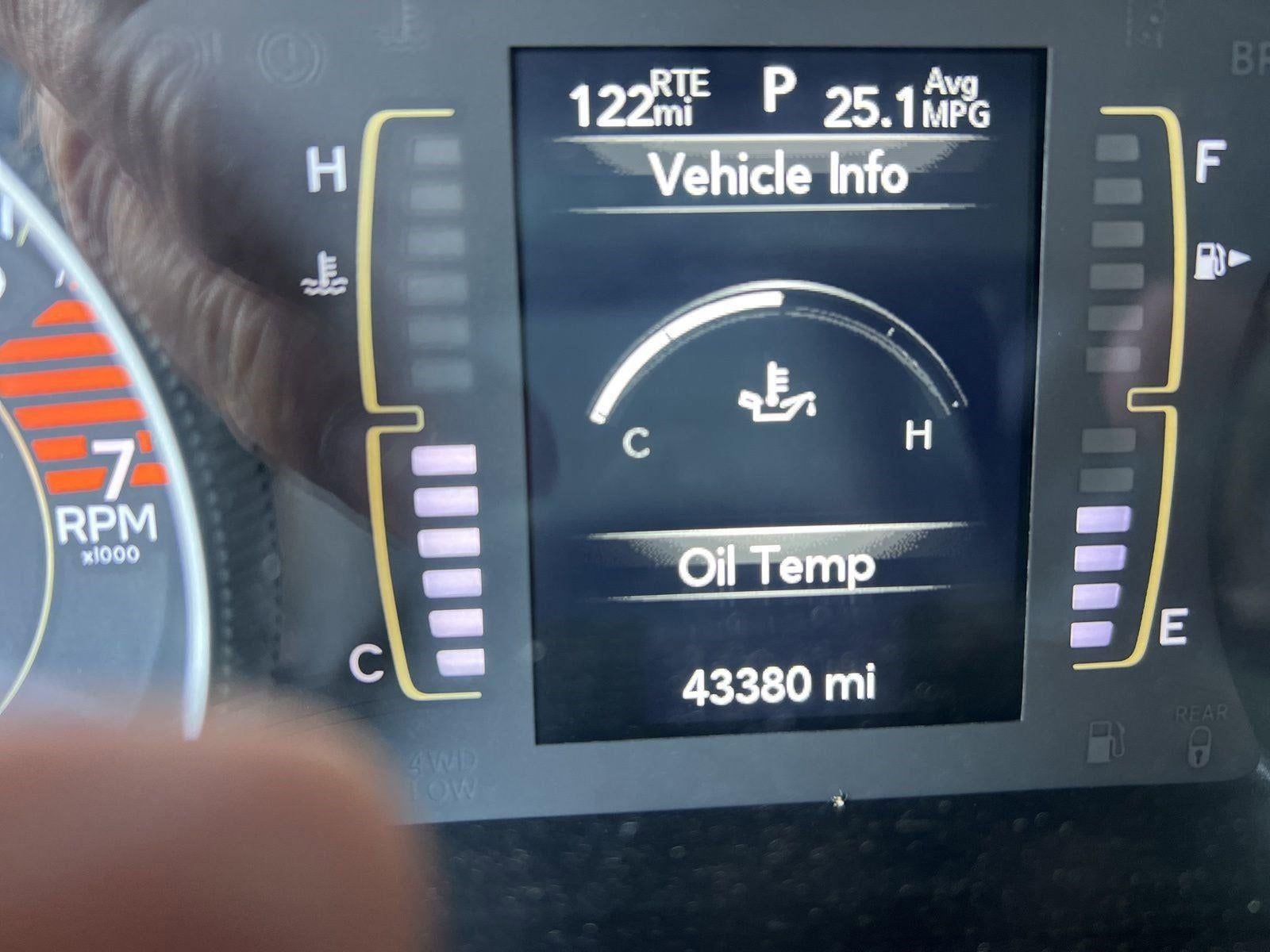 2021 Jeep CHEROKEE Base