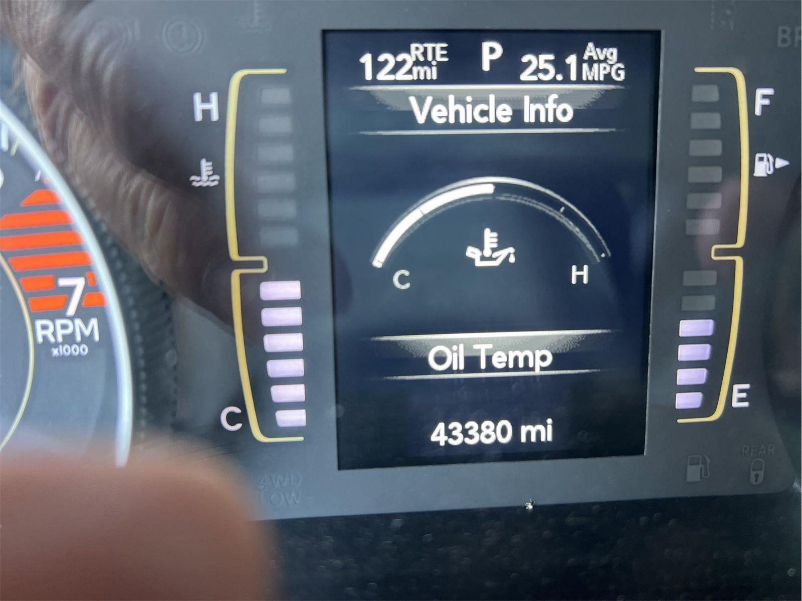 2021 Jeep CHEROKEE Base