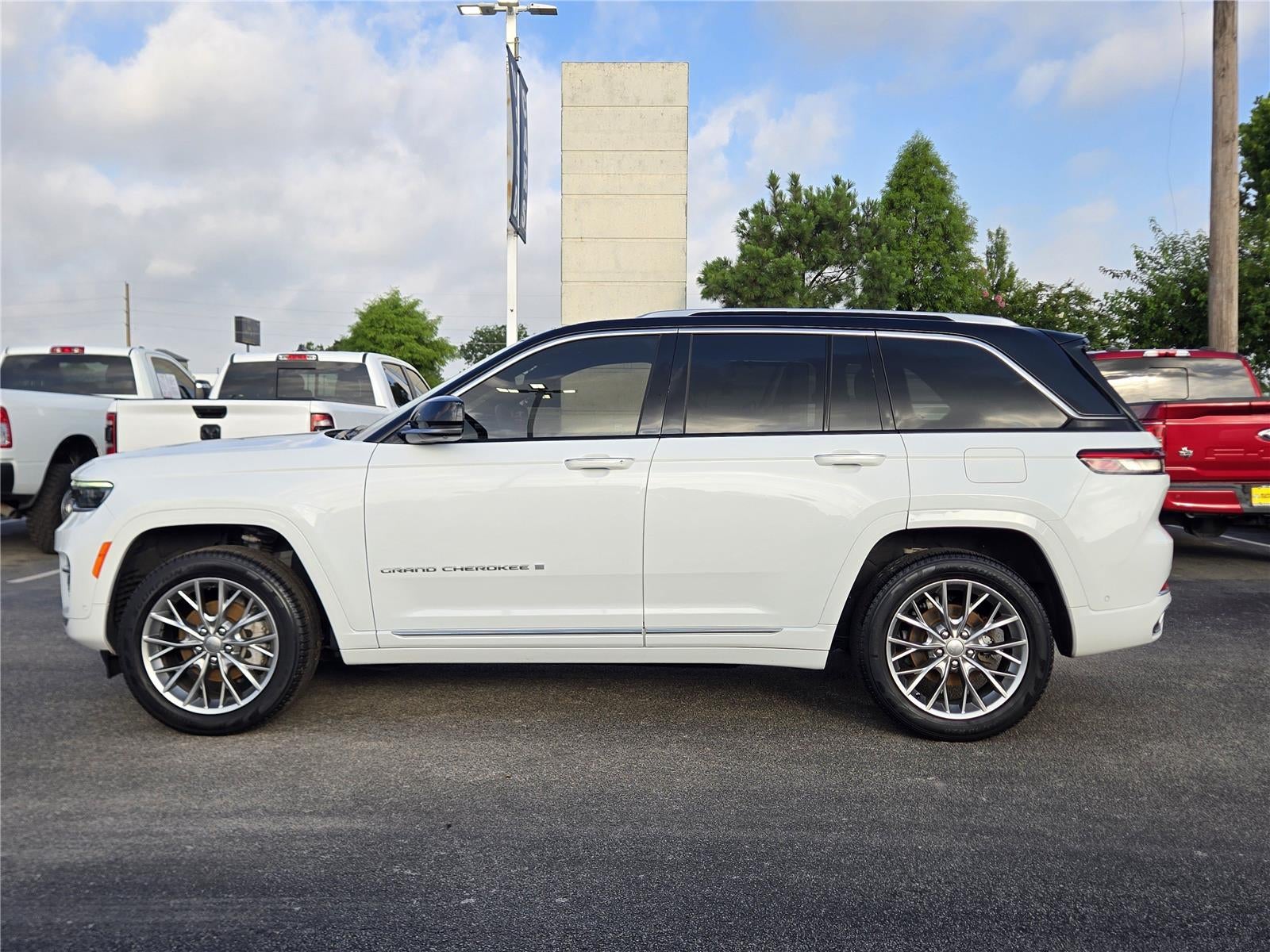 2024 Jeep Grand Cherokee Summit