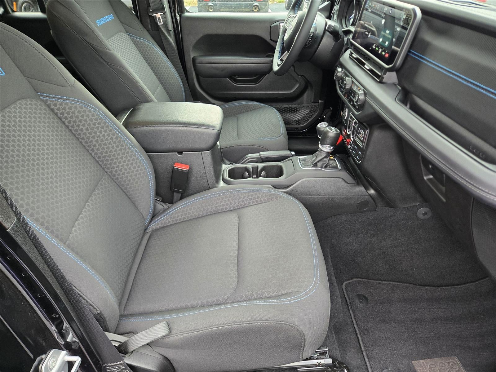 2025 Jeep WRANGLER RUBICON