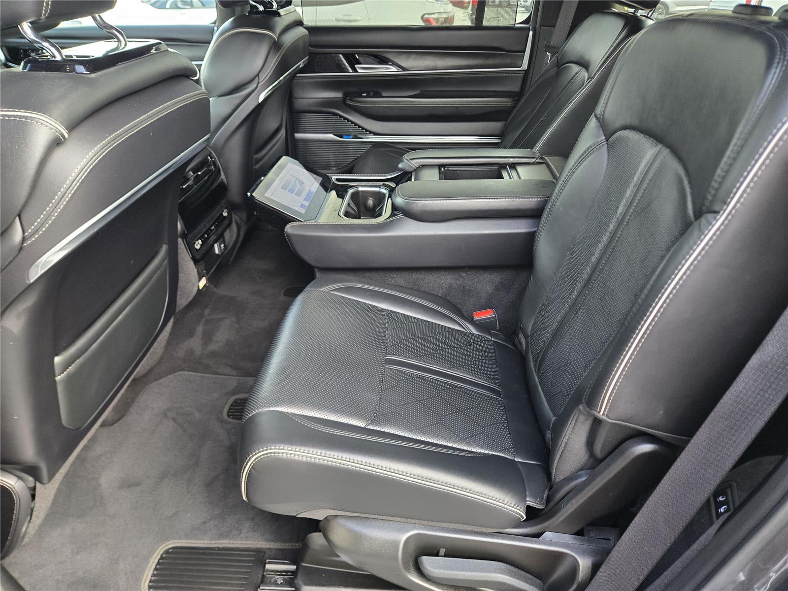 2024 Jeep Grand Wagoneer Series II Obsidian