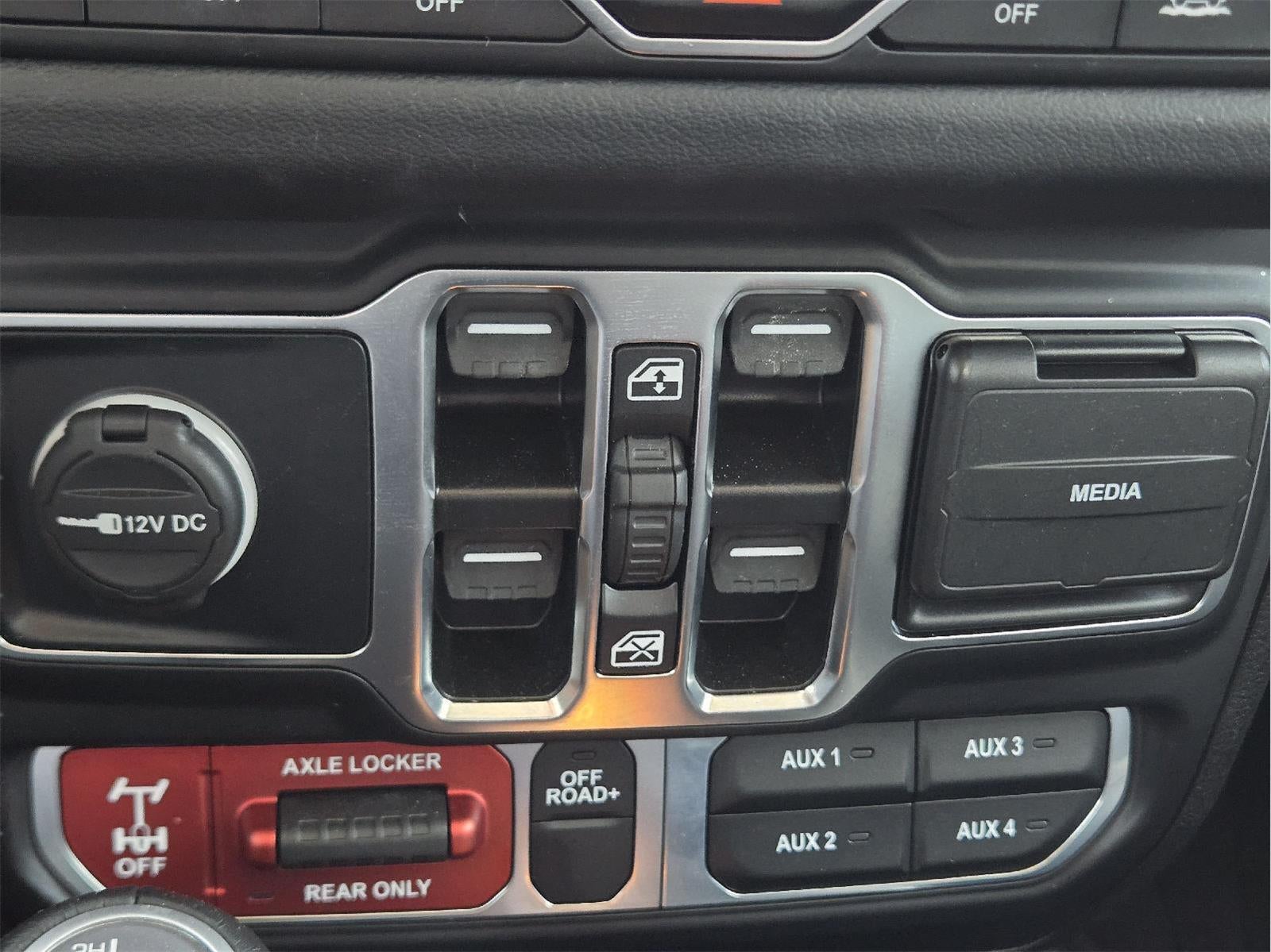 2024 Jeep Gladiator Mojave X