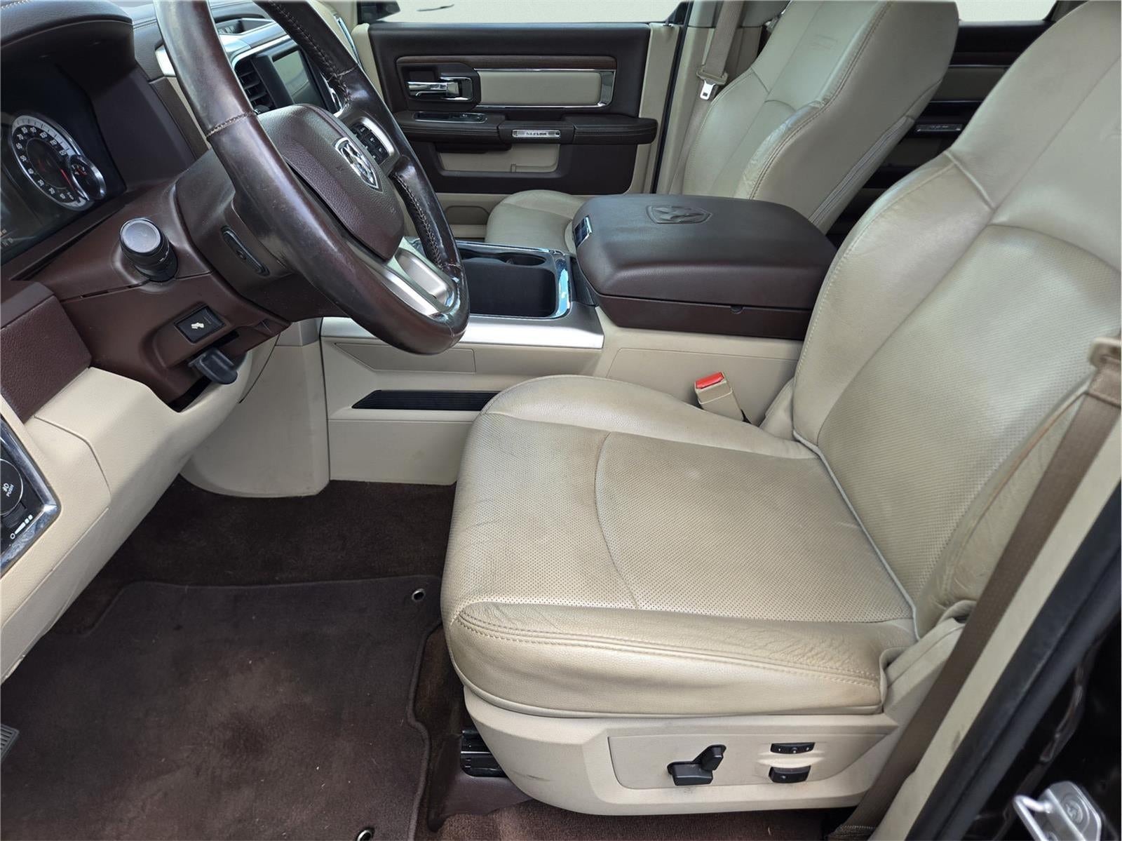2016 RAM 1500 Laramie