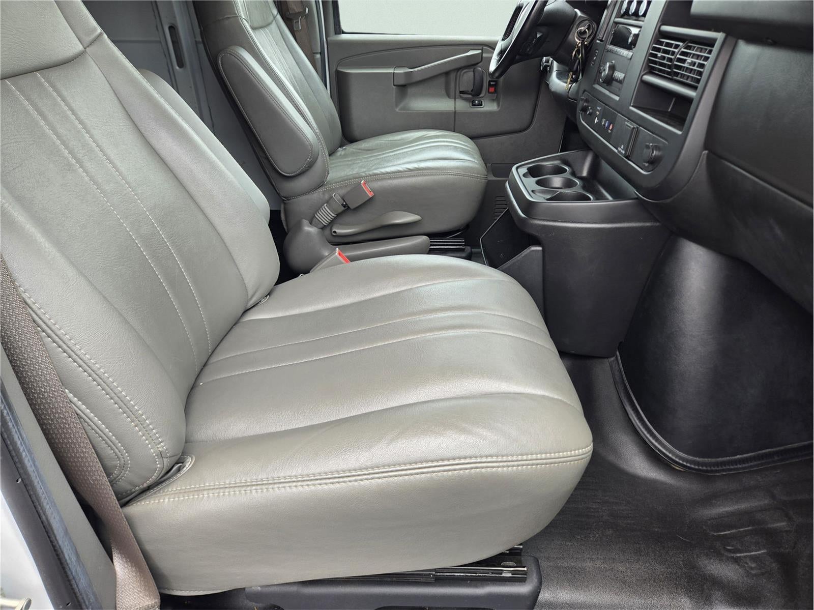 2023 GMC Savana Cargo Van CARGO
