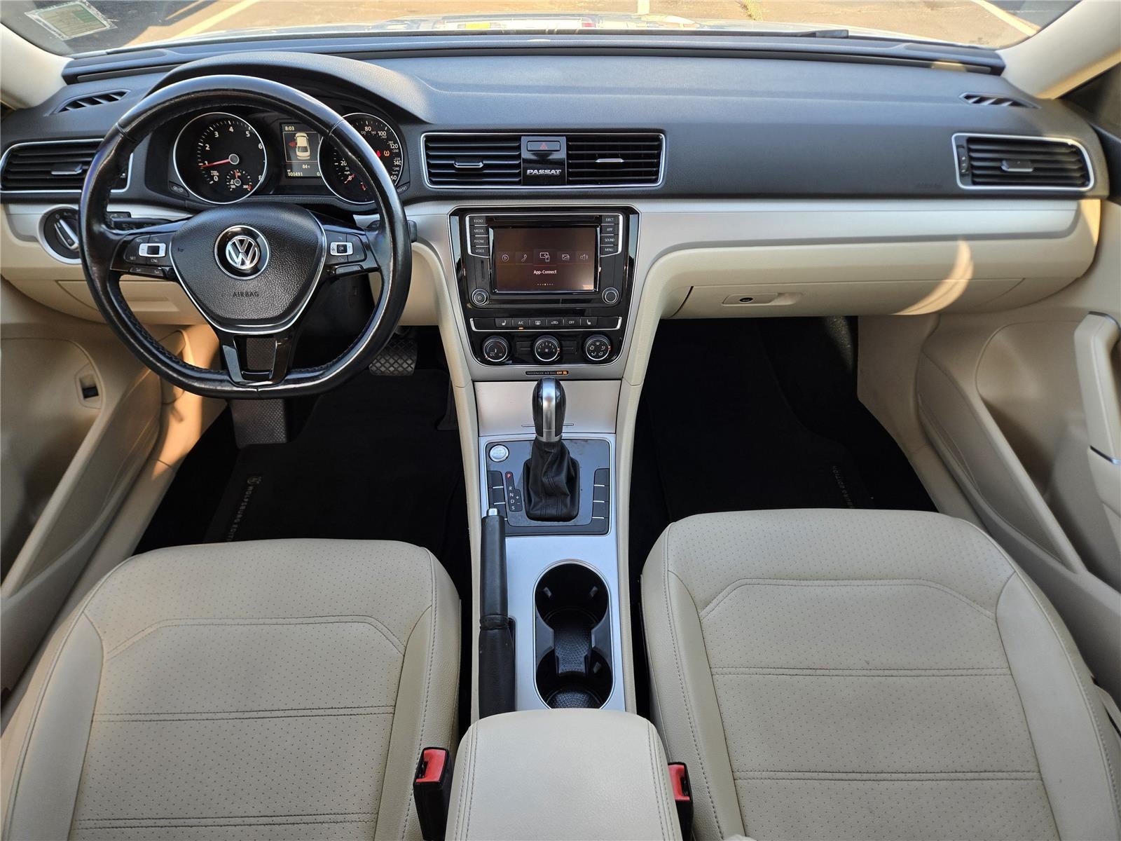 2019 Volkswagen Passat 2.0T Wolfsburg Edition