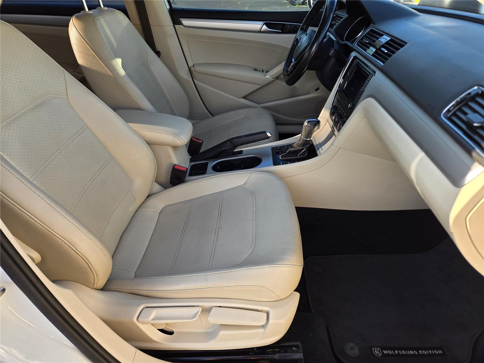 2019 Volkswagen Passat 2.0T Wolfsburg Edition