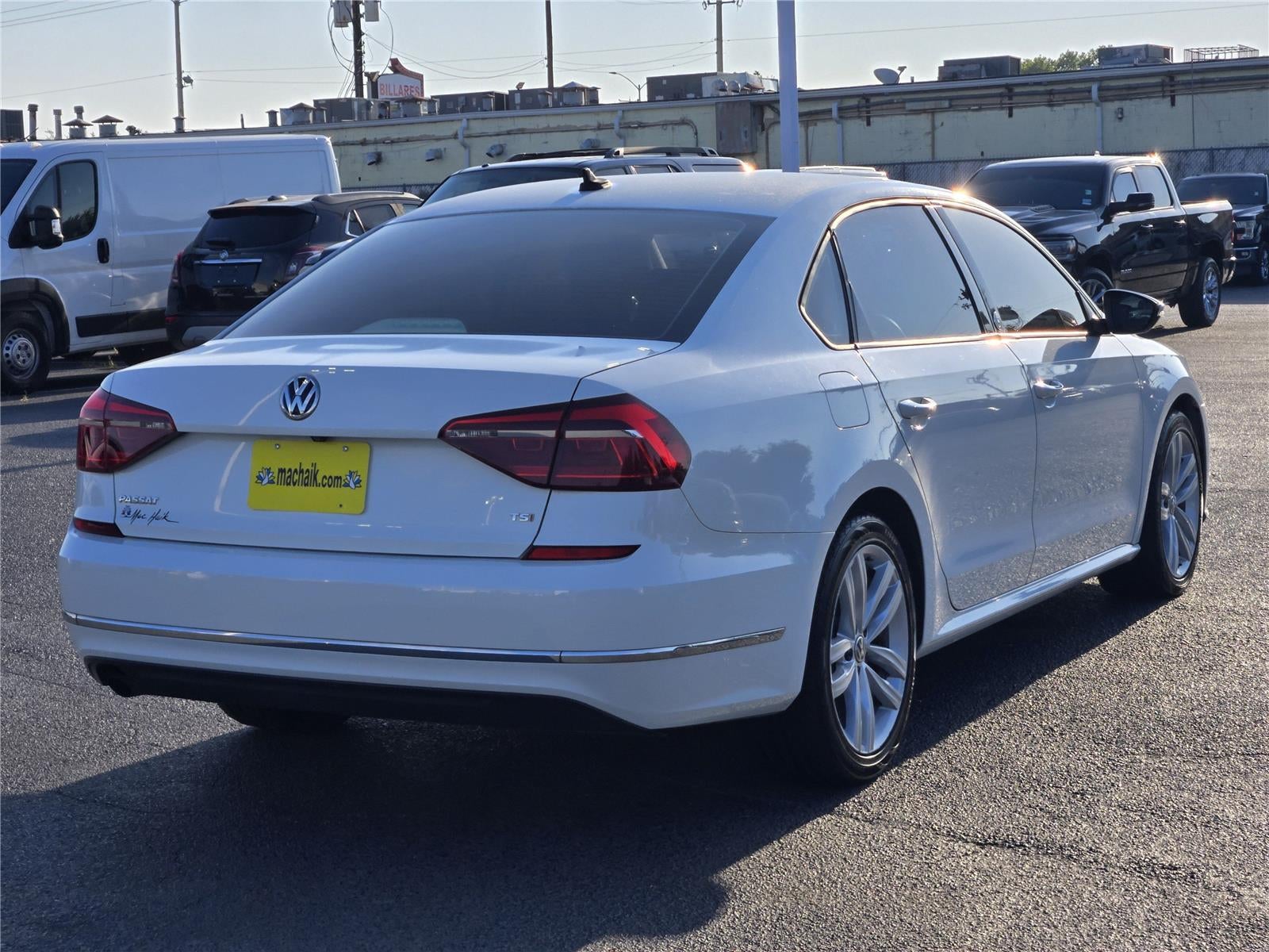2019 Volkswagen Passat 2.0T Wolfsburg Edition