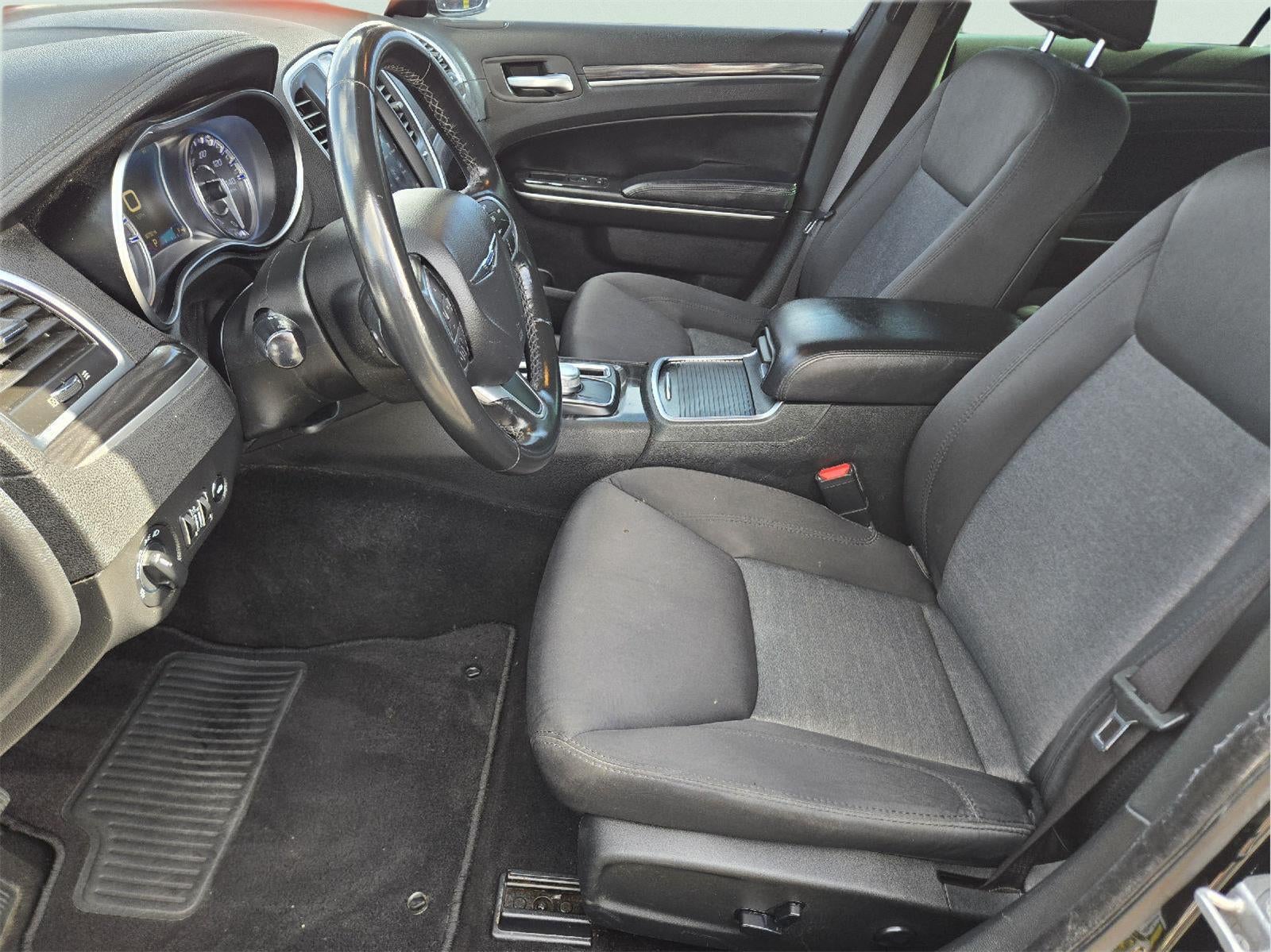 2019 Chrysler 300 Touring