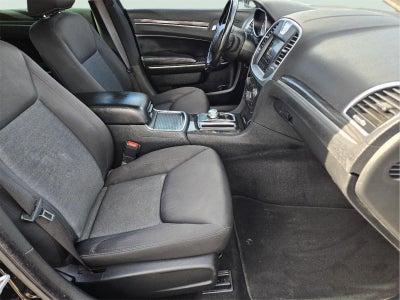 2019 Chrysler 300 Touring