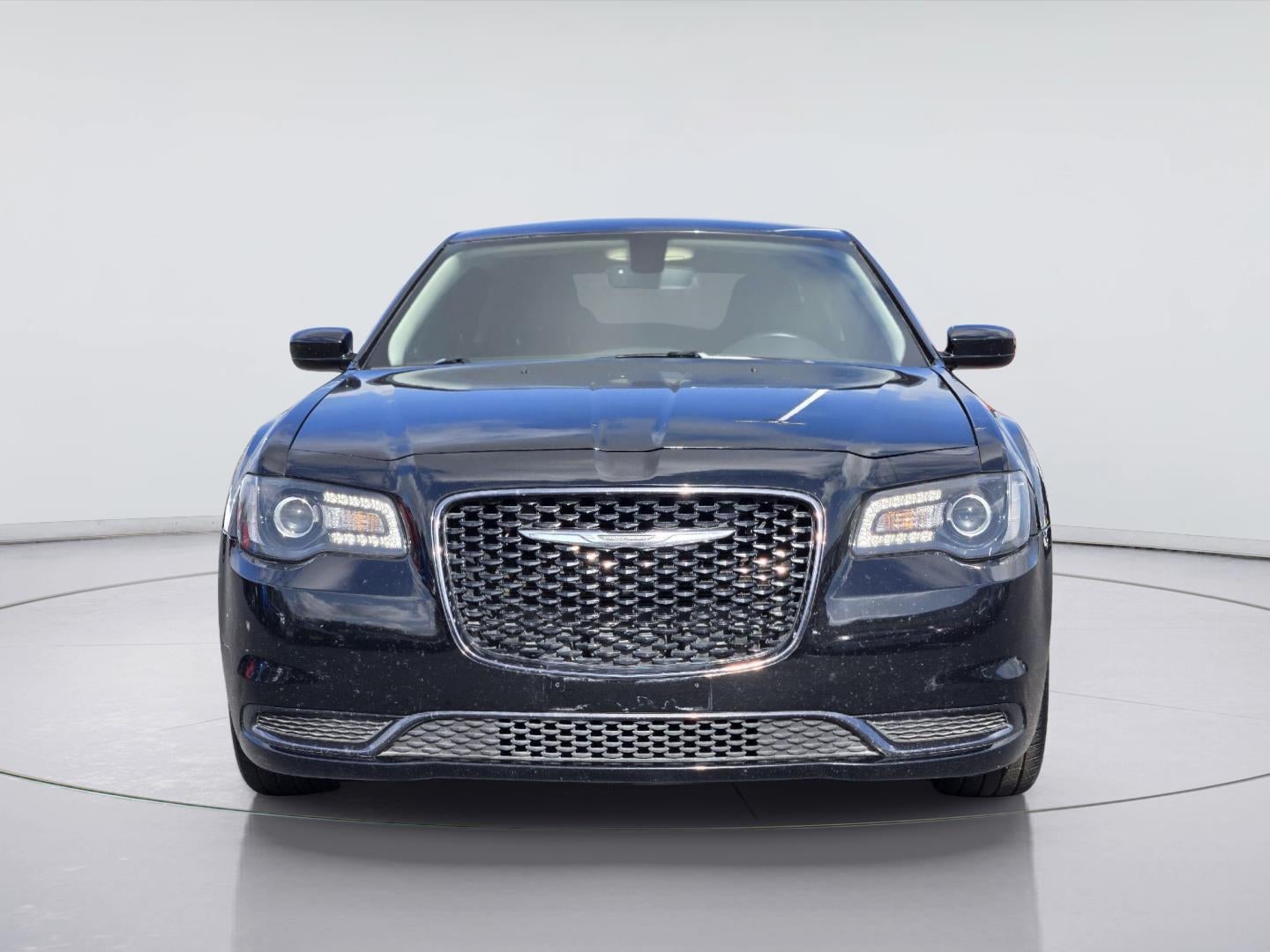 2019 Chrysler 300 Touring