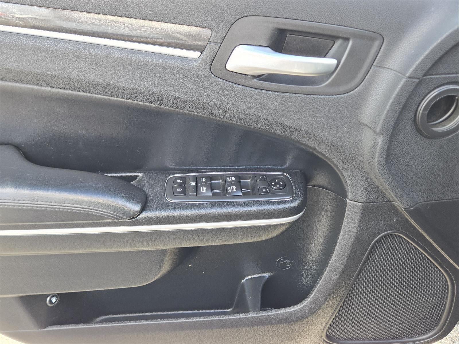 2019 Chrysler 300 Touring