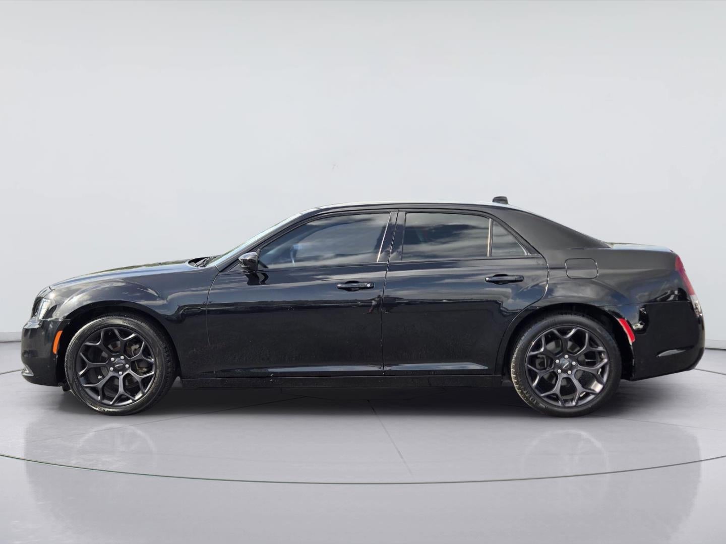 2019 Chrysler 300 Touring